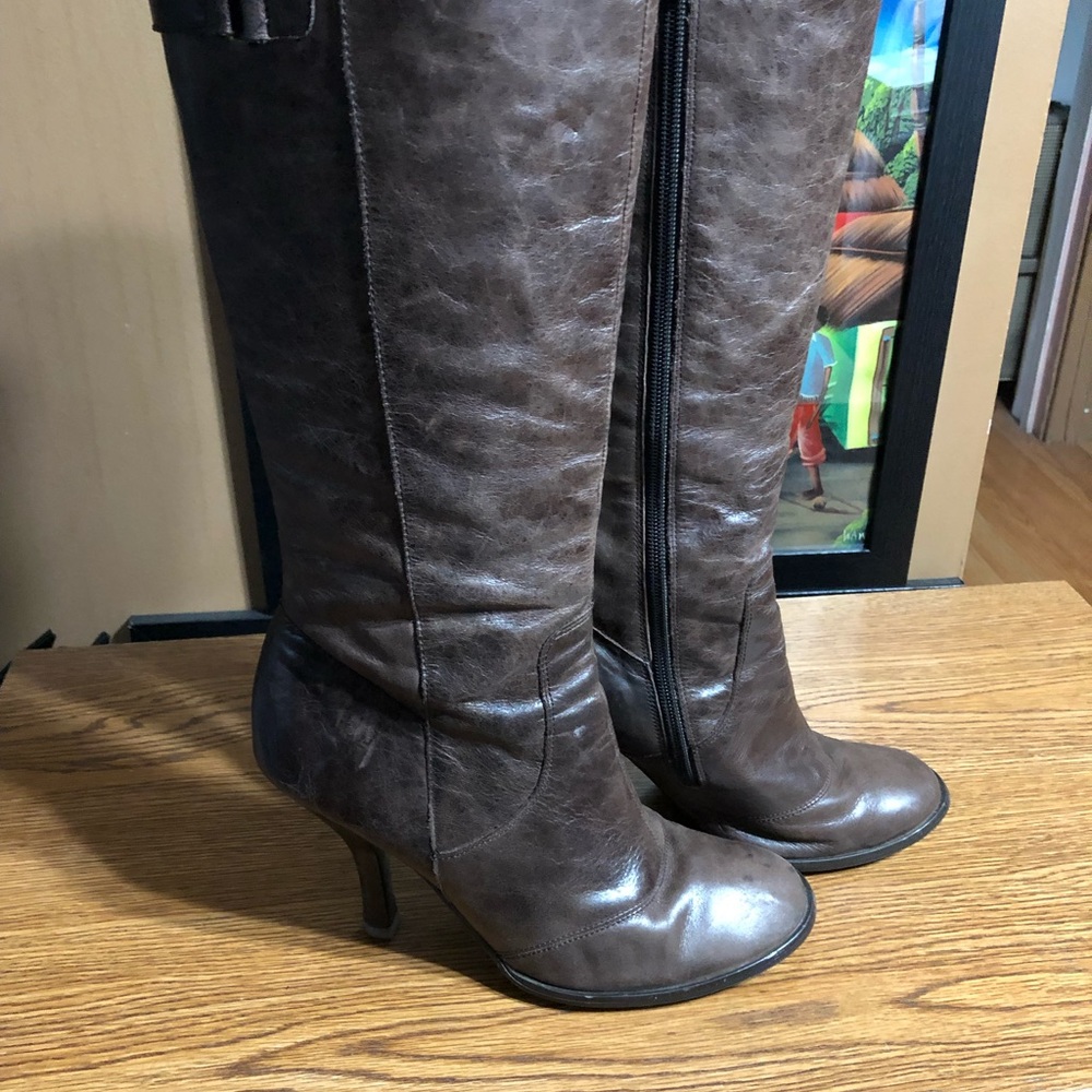 Kenneth Cole Women’s Tribeca